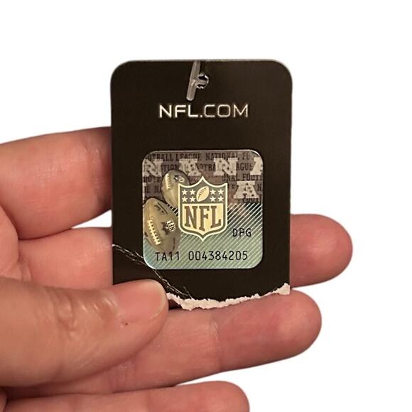 Pittsburgh Steelers Majestic NFL Long Sleeve V-Neck Shirt Women's, Size S NWOT - Picture 7 of 7